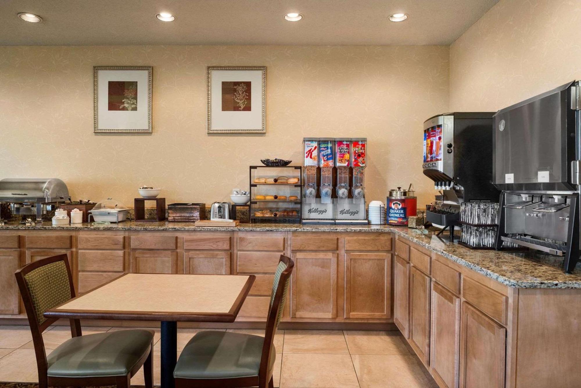 Country Inn & Suites By Radisson, Stevens Point, Wi Zewnętrze zdjęcie
